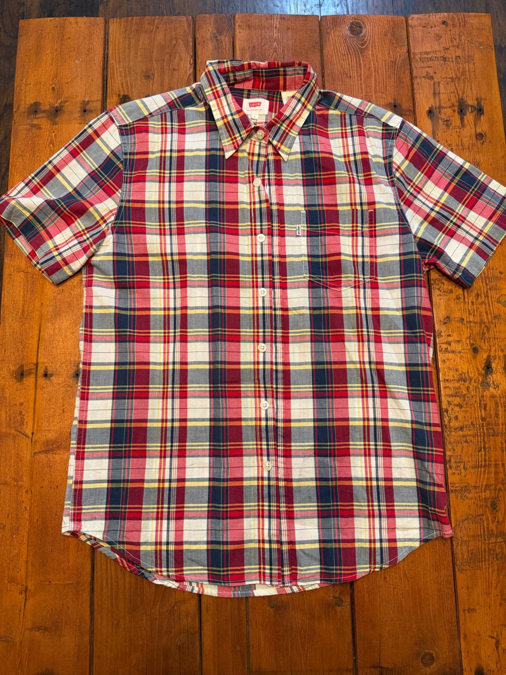 Levis Classic Red and Navy Plaid Men’s Button-Up Shirt